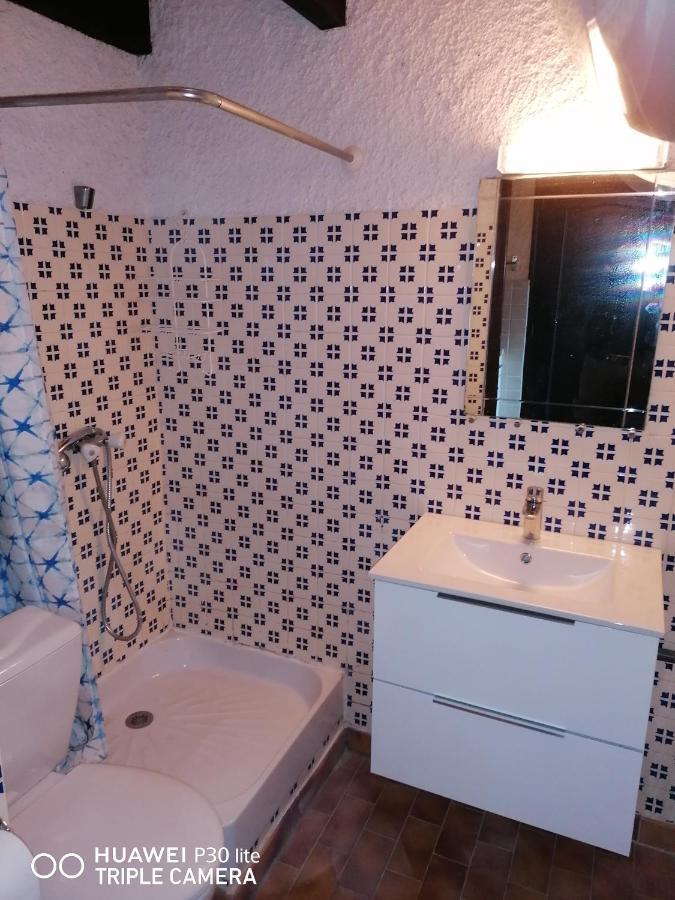 Studio Pieds Dans L'Eau Apartment Калкатоджио Екстериор снимка